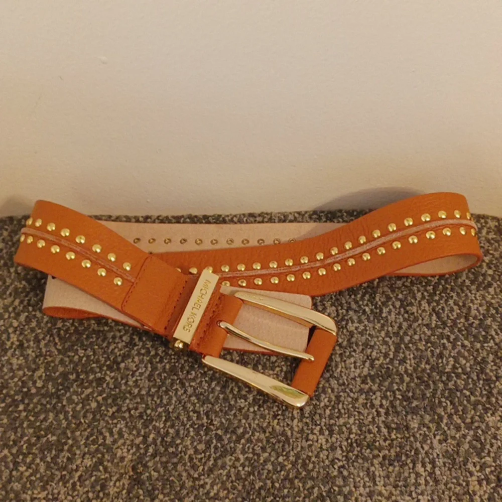 Michael Kors tan gold studded women's belt size L